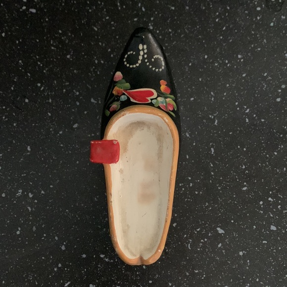 Vintage Wooden Shoe Handpainted - Picture 3 of 5
